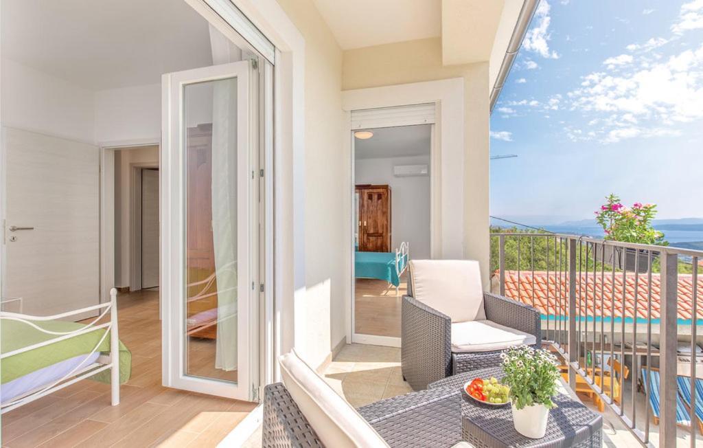 Holiday Home Aqua Шмрика Экстерьер фото